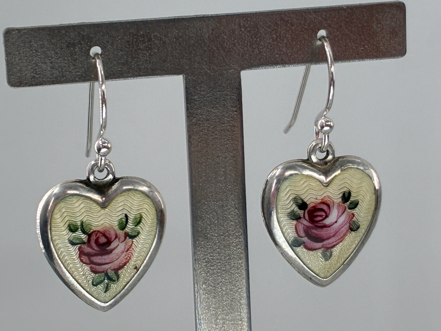 Bob & June Heart Earrings