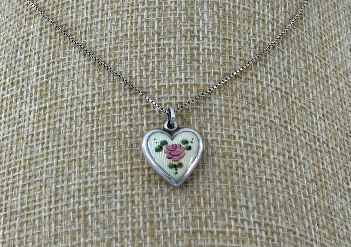 Jerry Heart Necklace