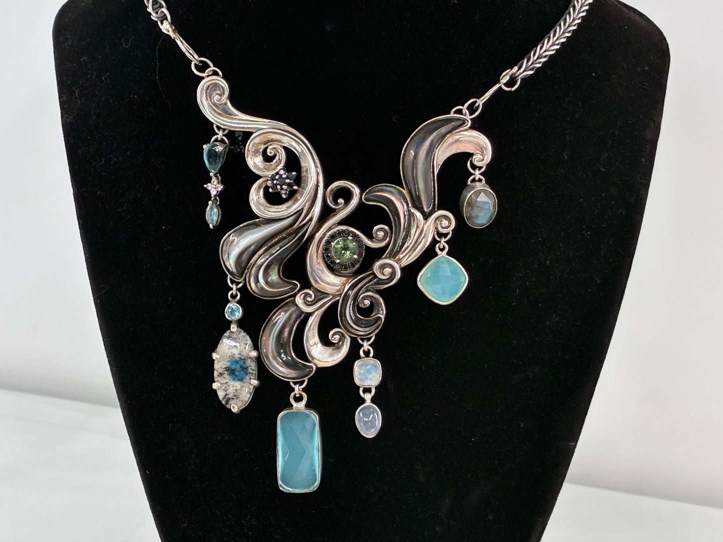 Blue Fabulous 2.0 Necklace