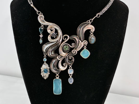 Blue Fabulous 2.0 Necklace