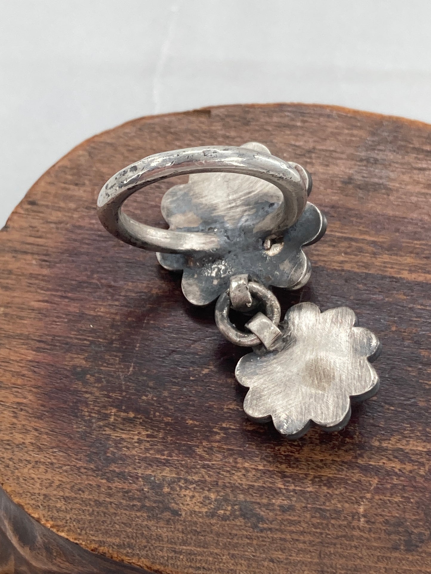Double Flower Power Ring