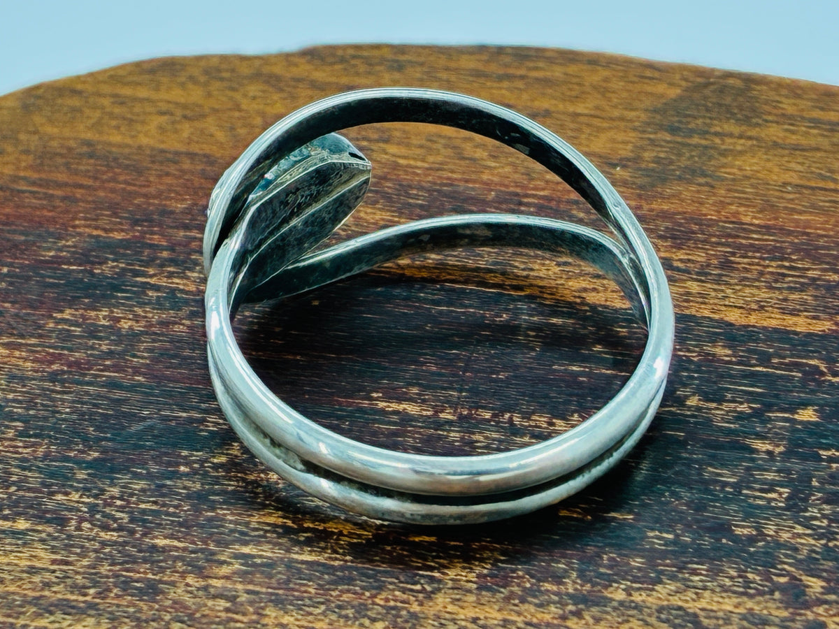 Sterling Silver and Mother of Pearl Ring -Size 9.25