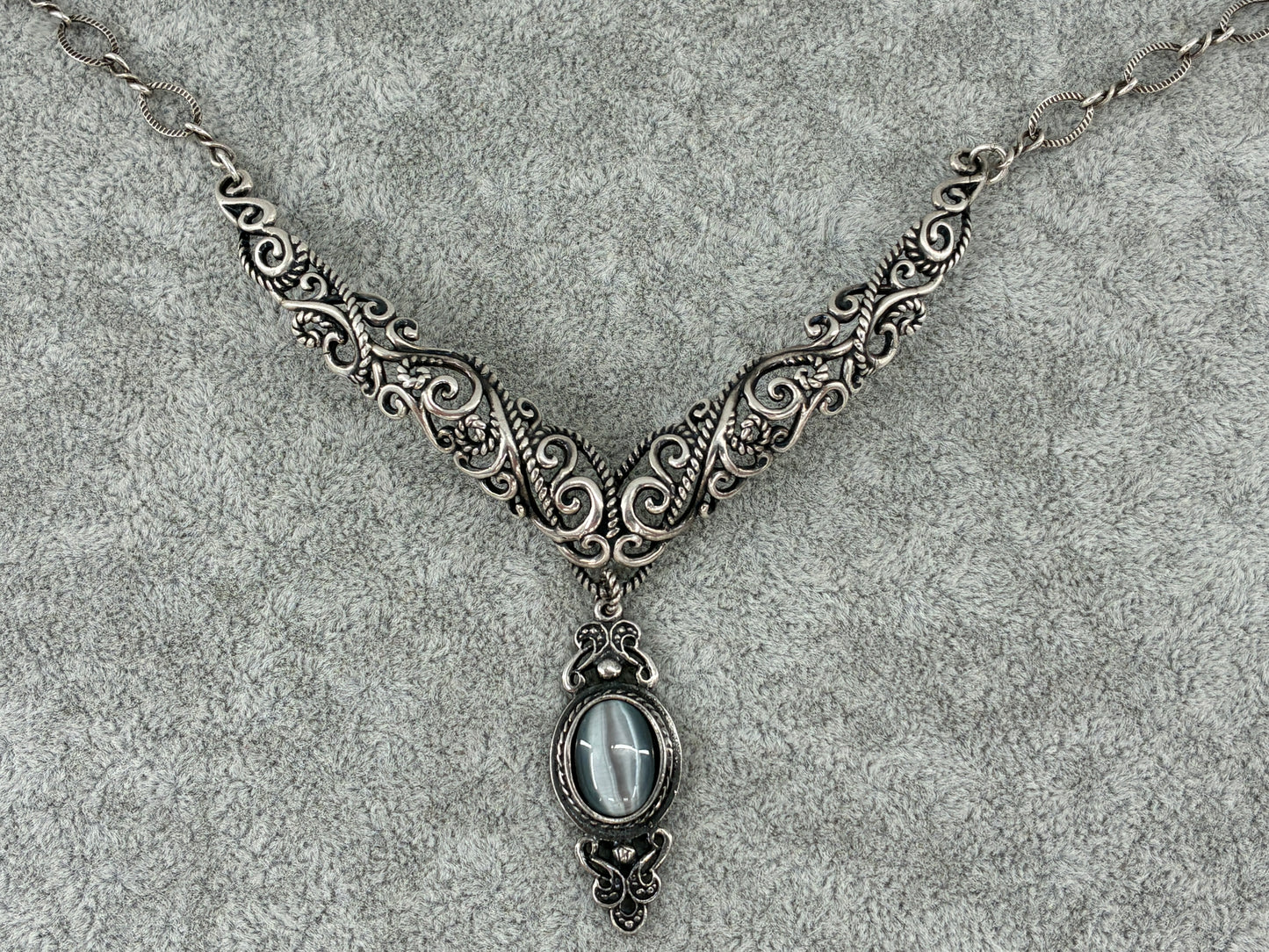 Reborn Vintage Gray Cat Eye Agate Adjustable Necklace