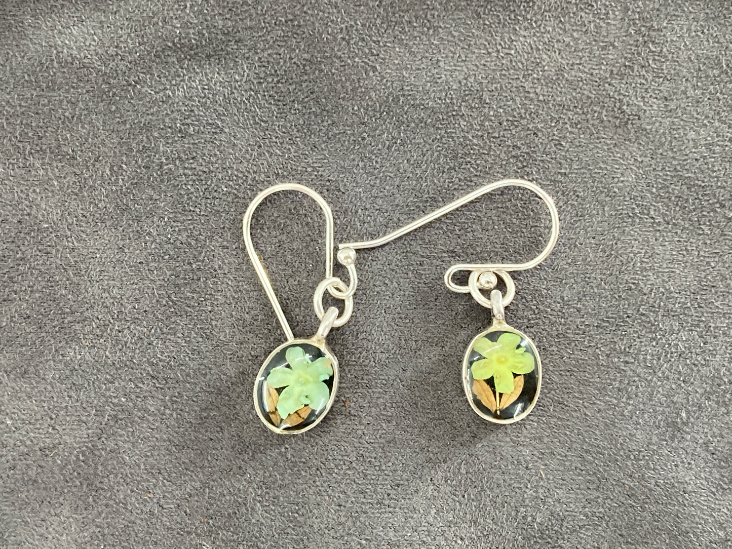 Green Resin set Flower Earrings