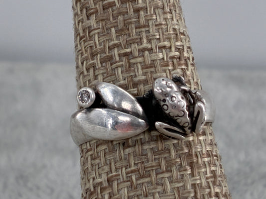 Lily and the Frog Ring - Size 6.5