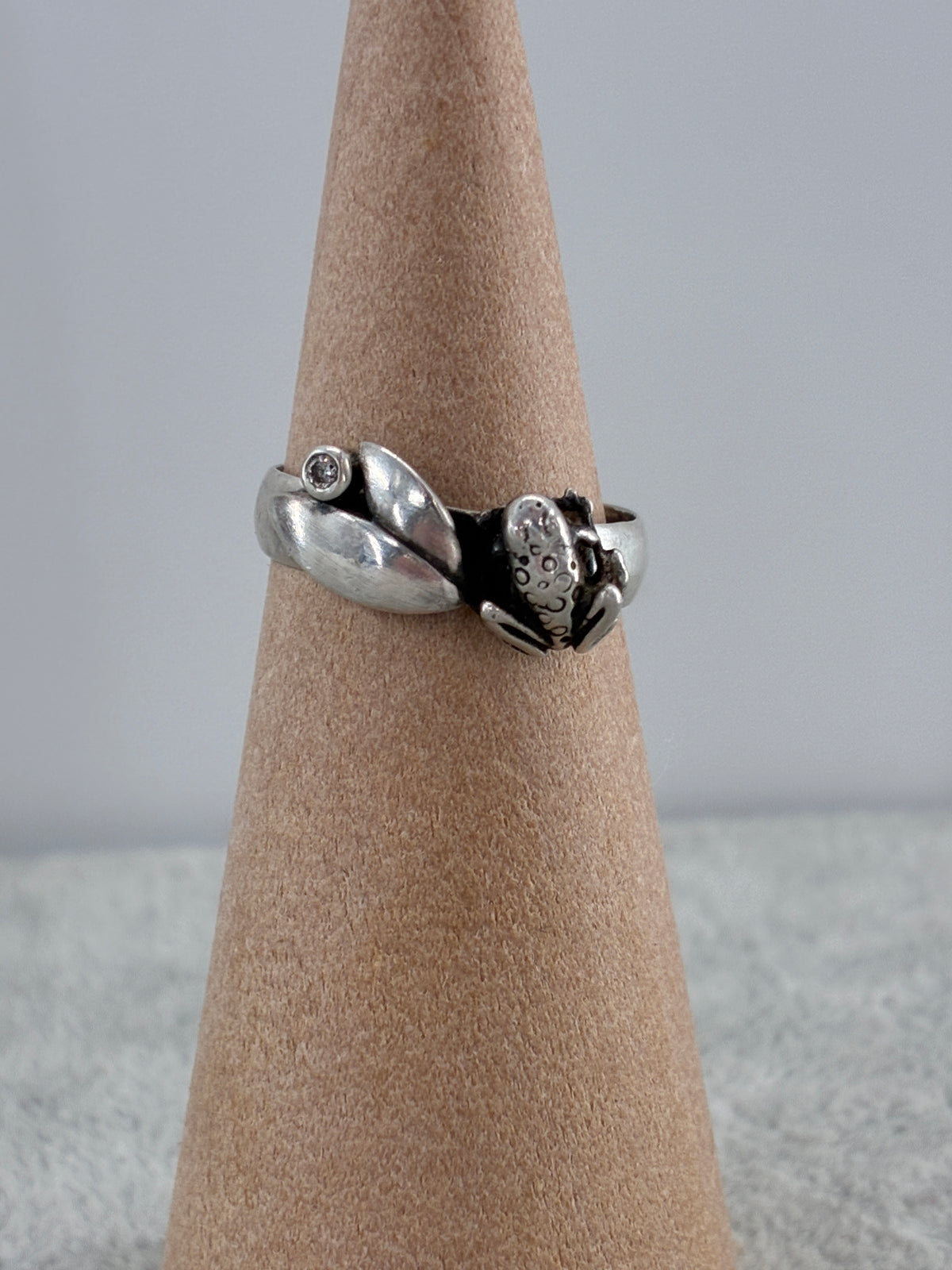 Lily and the Frog Ring - Size 6.5