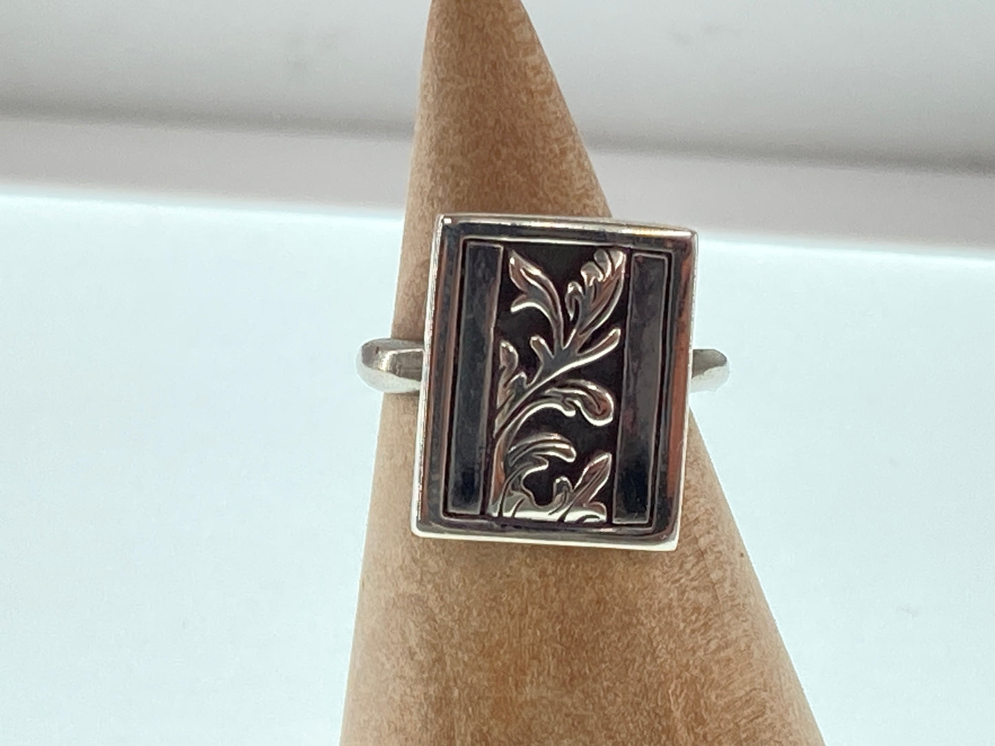 Sterling Silver Leaf Design Ring #1