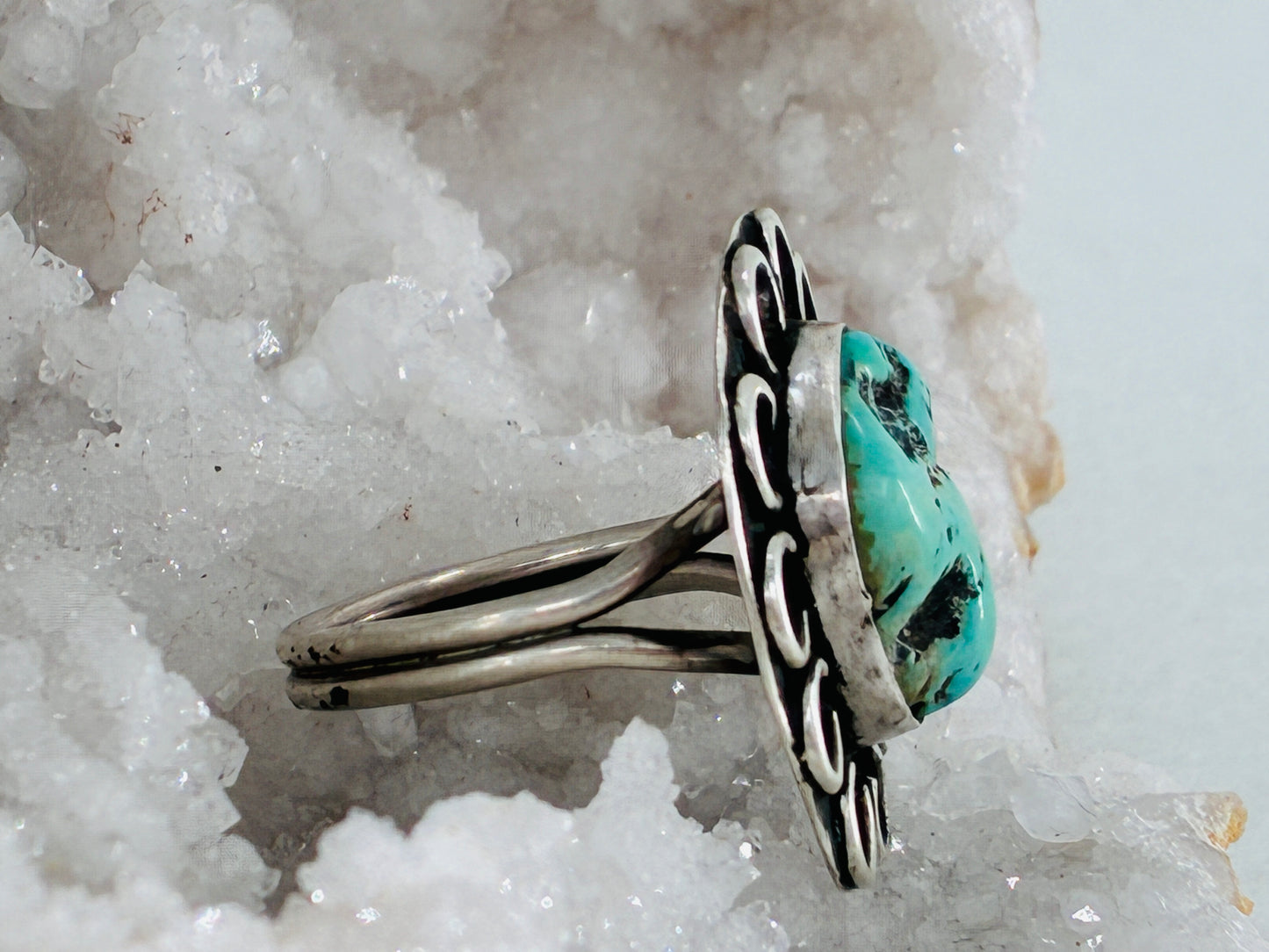 Turquoise and Sterling Silver "Flower Power" Ring - Size 9.5