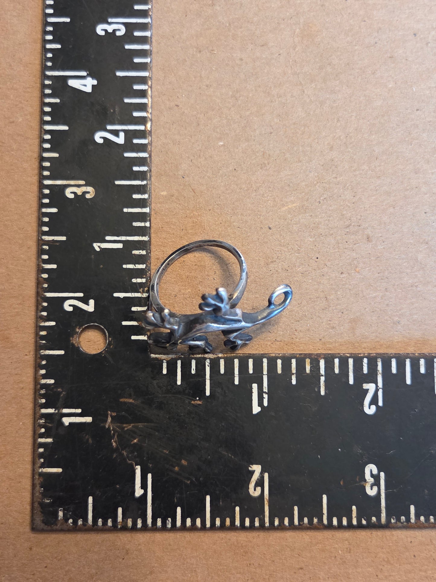 Gecko Ring